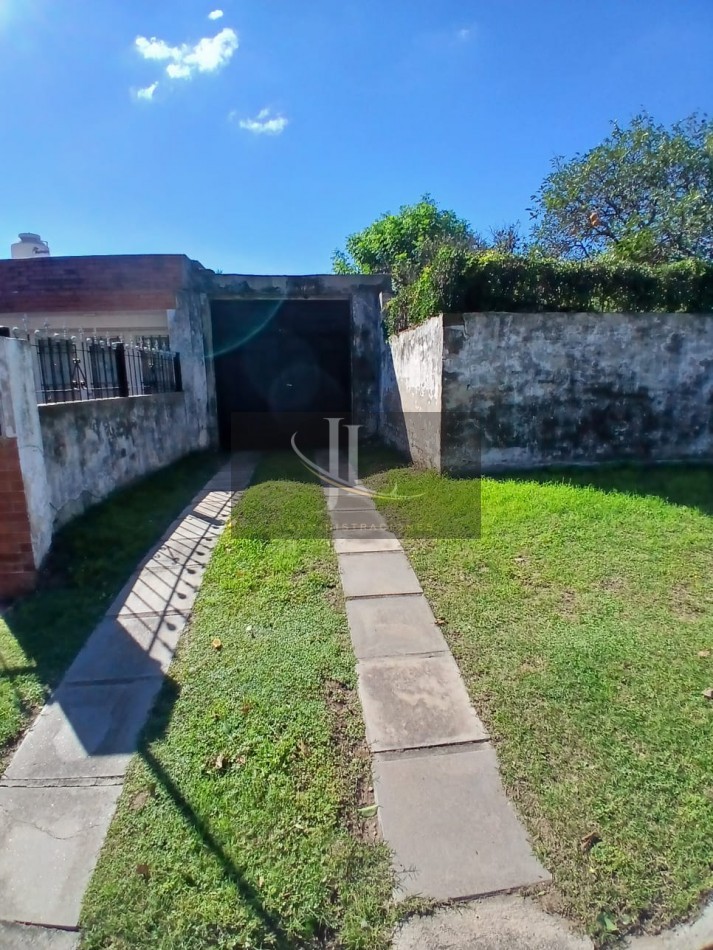OPORTUNIDAD EN ZONA SUR | CASA EN VENTA Barrio Santa Isabel 2a Seccion | Cordoba